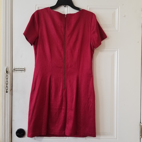 Halo Red Beaded Dress - Picture 11 of 12